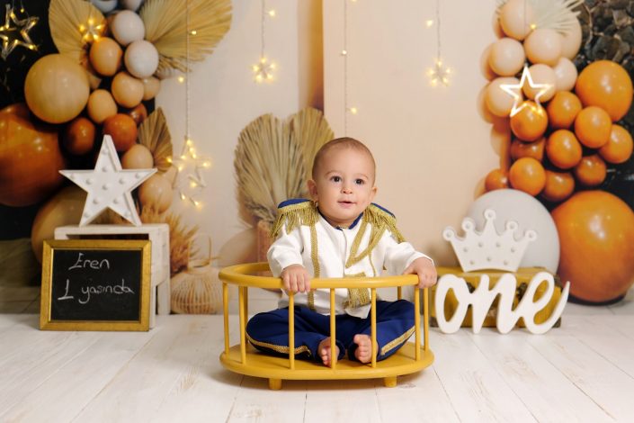 1 yaş çocuk fotoğrafçısı, 1 yaş fotoğraf konsept, 1 yaş bebek fotoğrafçısı, bebek fotoğrafçısı, çocuk fotoğrafçısı, bebek fotoğraf çekim fiyatları, çocuk fotoğraf çekim fiyatları, stüdyo bebek fotoğrafı, stüdyo çocuk fotoğrafı,