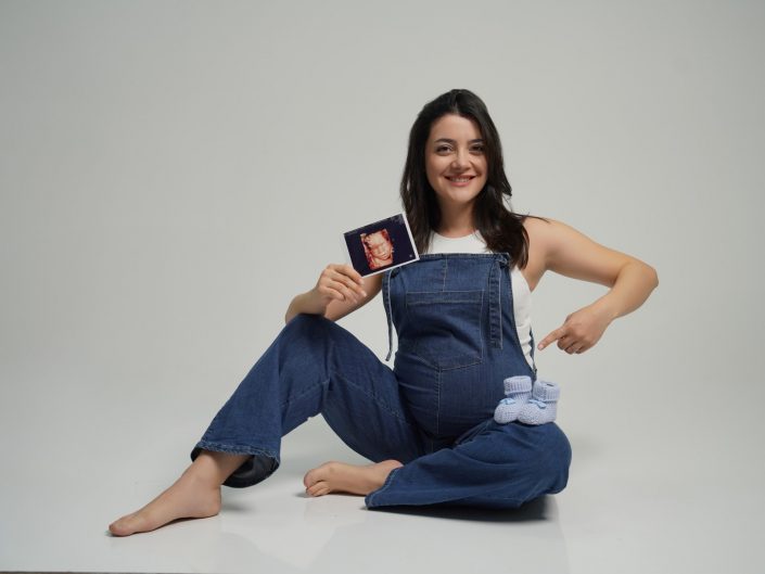 hamile pozları, hamile fotoğrafçısı, hamile stüdyo fotoğraf çekimi, hamile fotoğraf çekim fiyatları, hamile fotoğraf albümleri, hamile stüdyo çekimi, hamile çekim fiyatları,